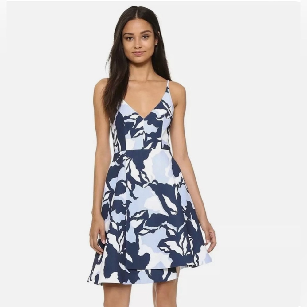 Keepsake “No Secrets” floral dress - size Small